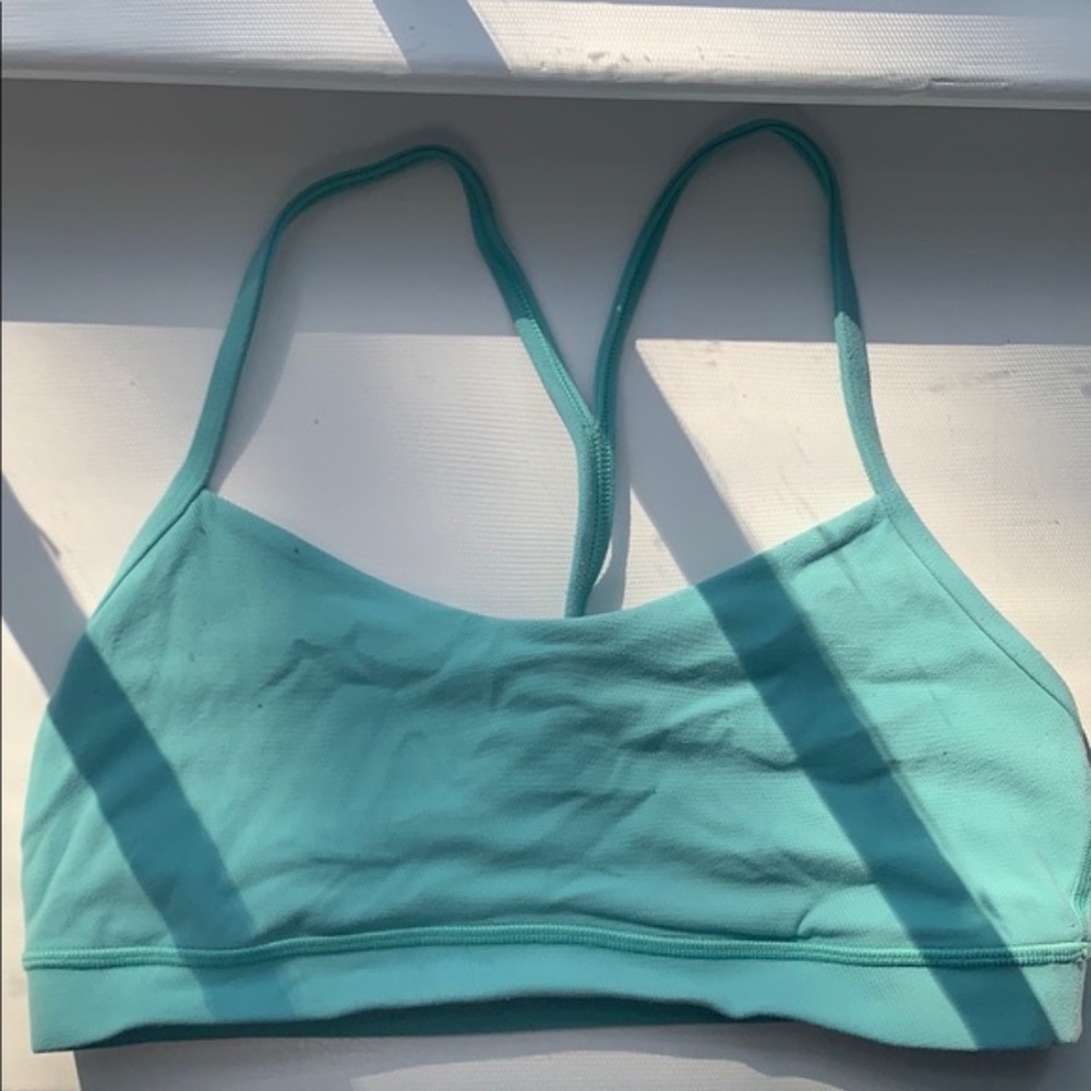 Lulu Lemon Flow Y Sports Bra (Light Support)
